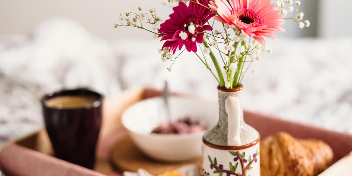 14 regalos originales para mujeres que no fallan — portada de la guía